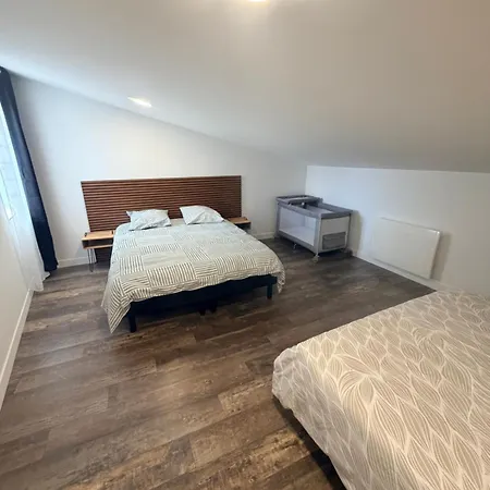 בית נופש Petite Maison Saint-Hilaire-la-Palud