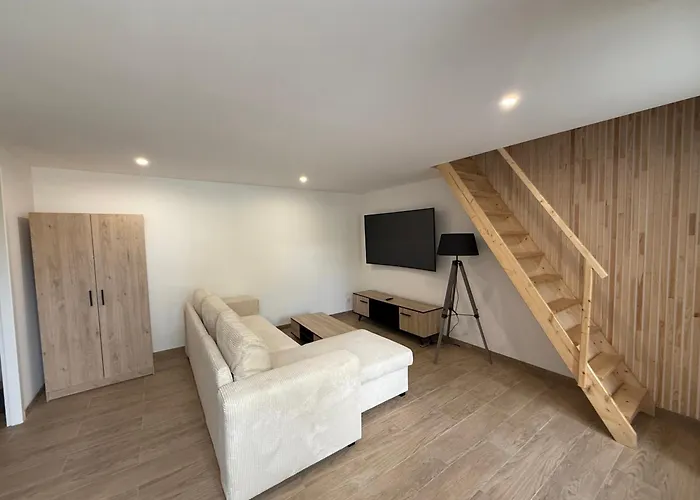 Petite Maison Saint-Hilaire-la-Palud